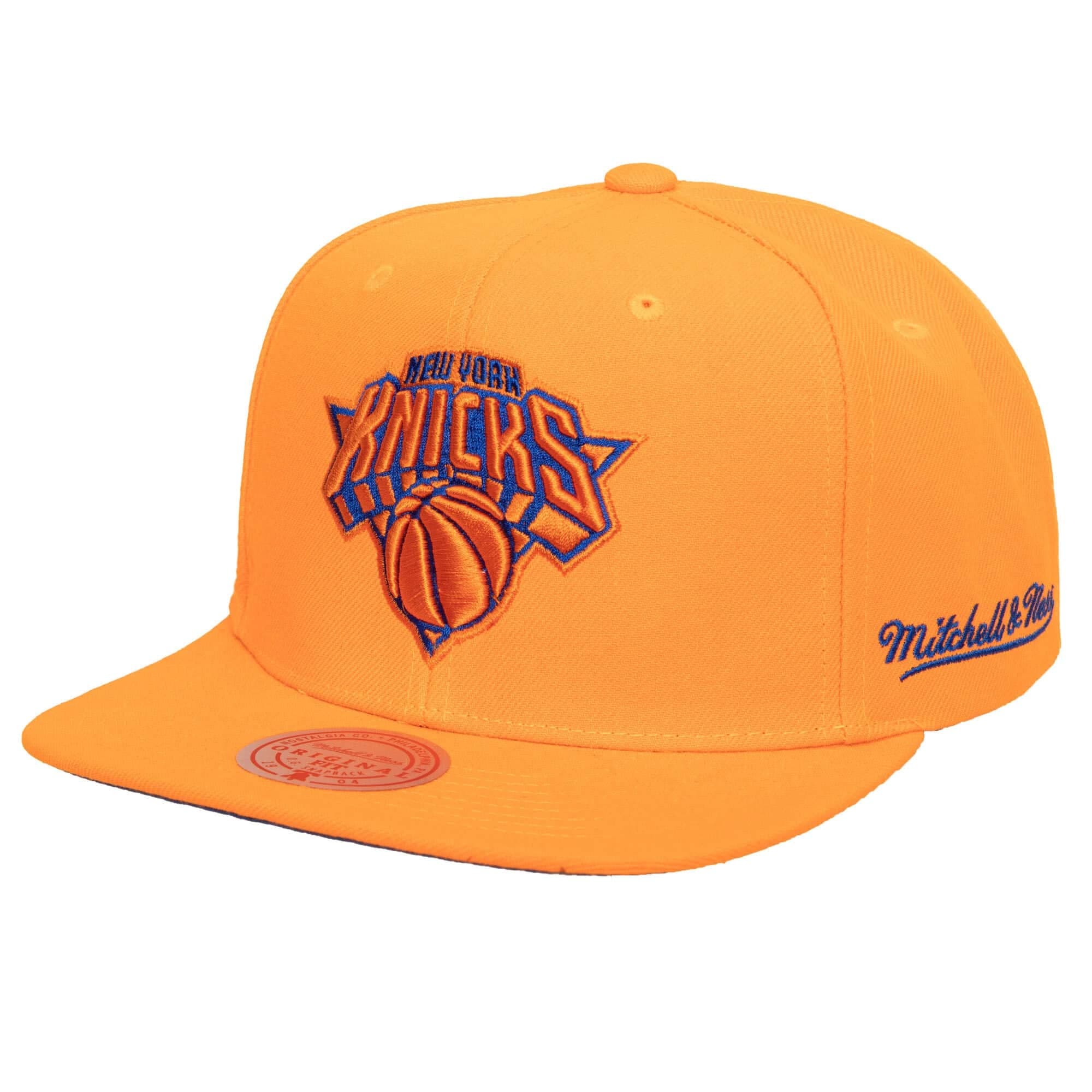 Бейсболка Mitchell & Ness Christmas Day Snapback NBA New York Knicks