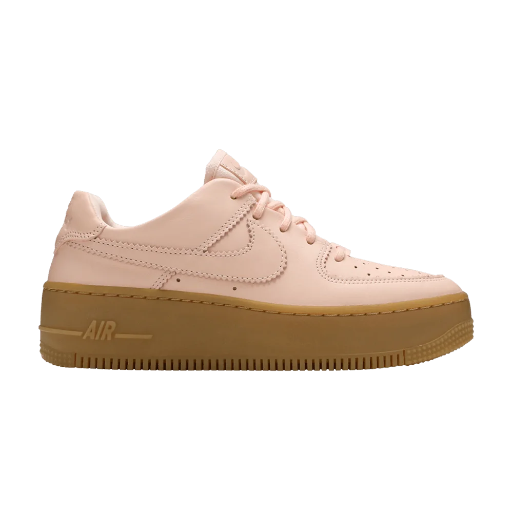 Кроссовки Nike Wmns Air Force 1 Sage Low 'Coral Gum'