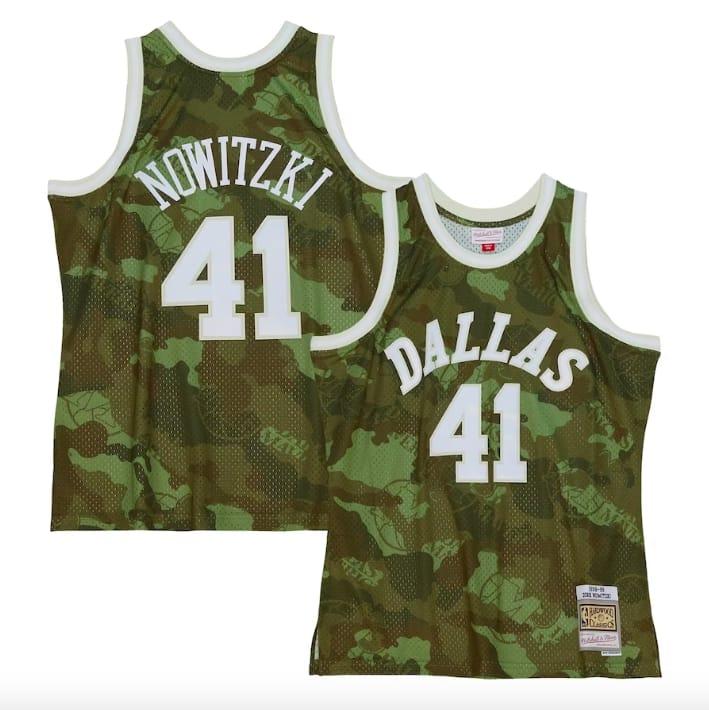 Баскетбольная джерси 1998-99 Dallas Mavericks #41 Dirk Nowitzki Mitchell & Ness Ghost Green Camo Jersey
