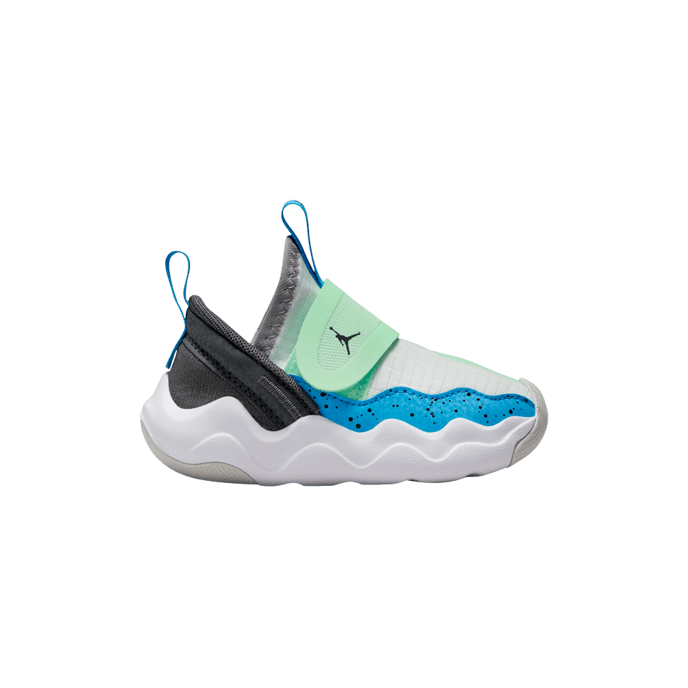Кроссовки Air Jordan 23/7 TD 'Photon Dust Vapor Green'