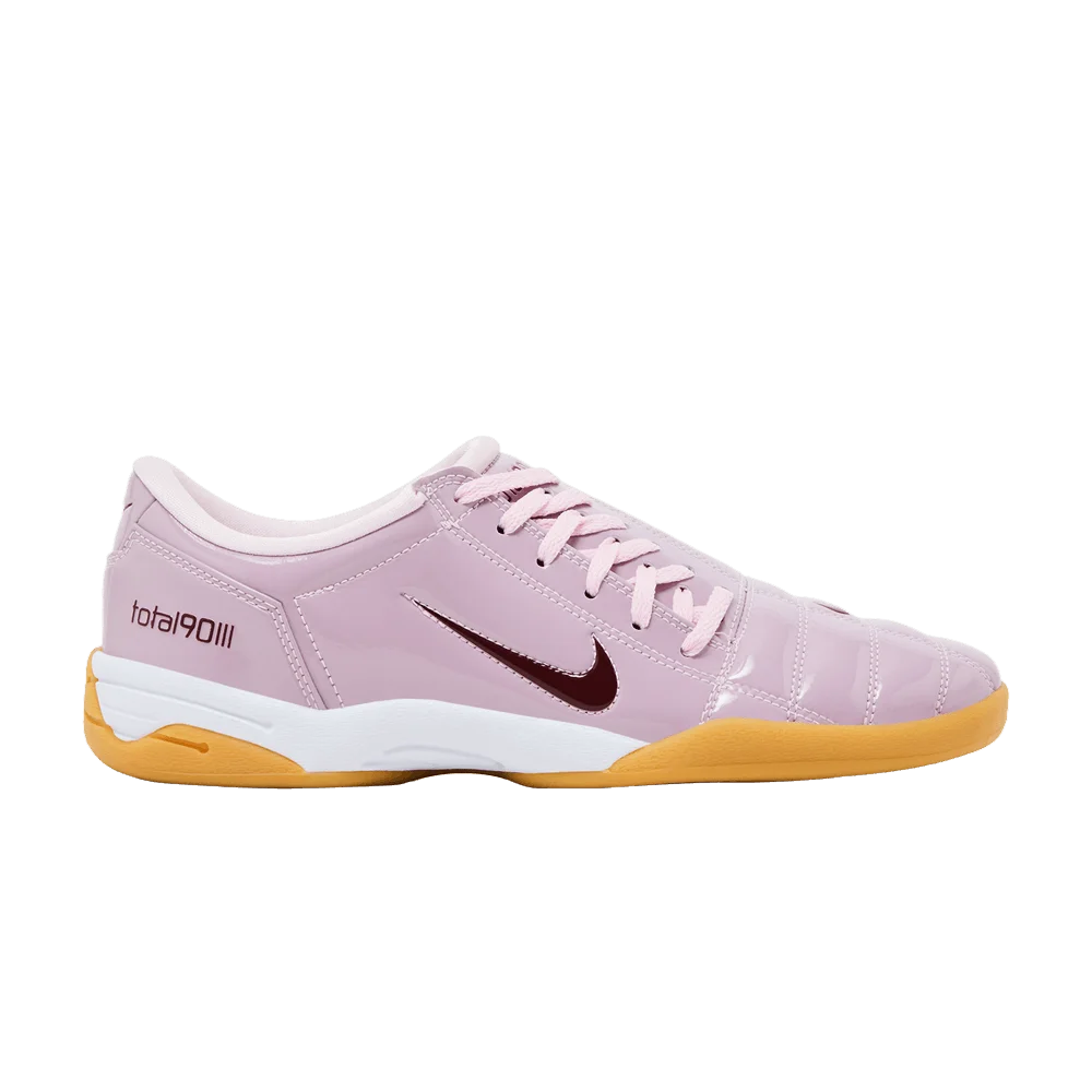 Кроссовки Nike Wmns Total 90 3 SP 'Pink Foam Team Red'