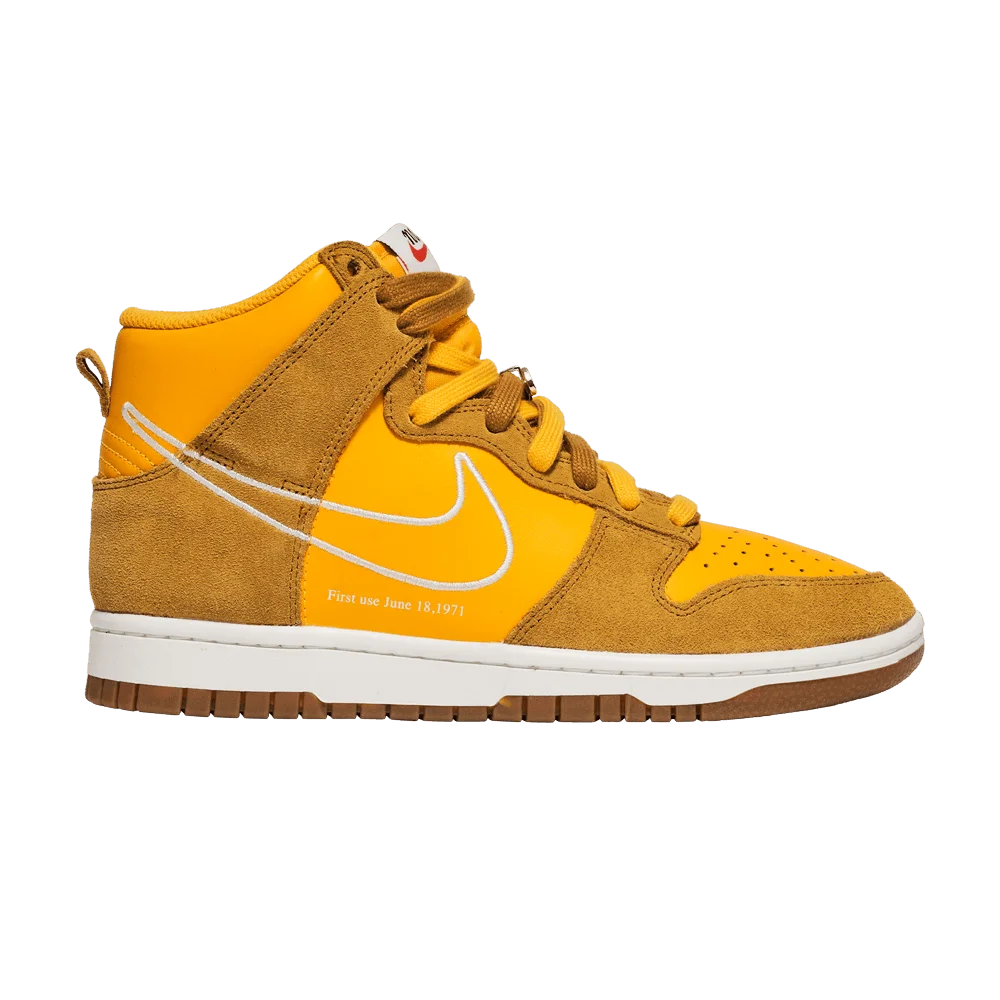 Кроссовки Nike Wmns Dunk High SE 'First Use Pack - University Gold'