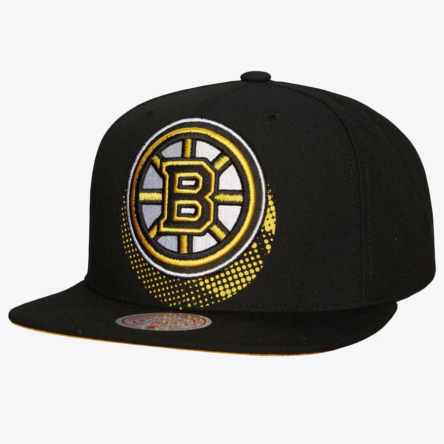 Бейсболка Mitchell & Ness Black Boston Bruins Big Face 7.0 Vintage Snapback Hat