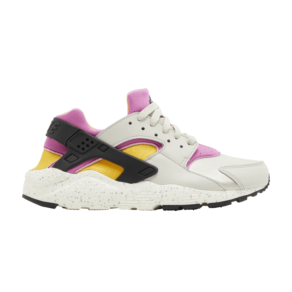 Кроссовки Nike Huarache Run GS 'Light Bone University Gold Pink'