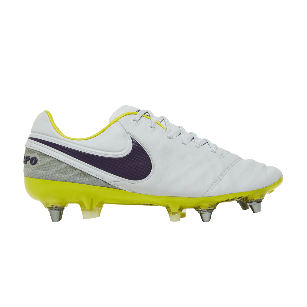 Кроссовки Nike Wmns Tiempo Legend 6 SG Pro ACC 'Pure Platinum'