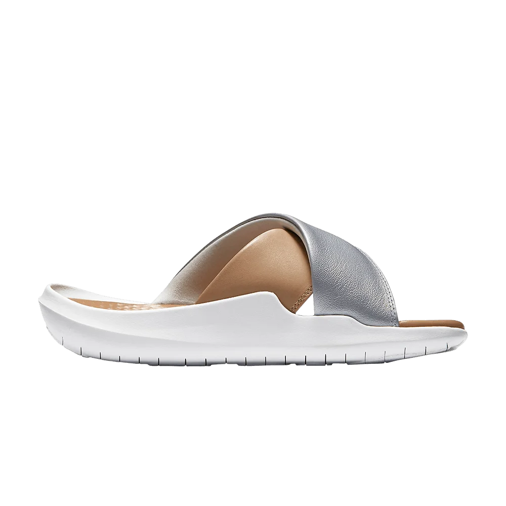 Сандалии Nike Wmns Benassi Future Cross SE Premium
