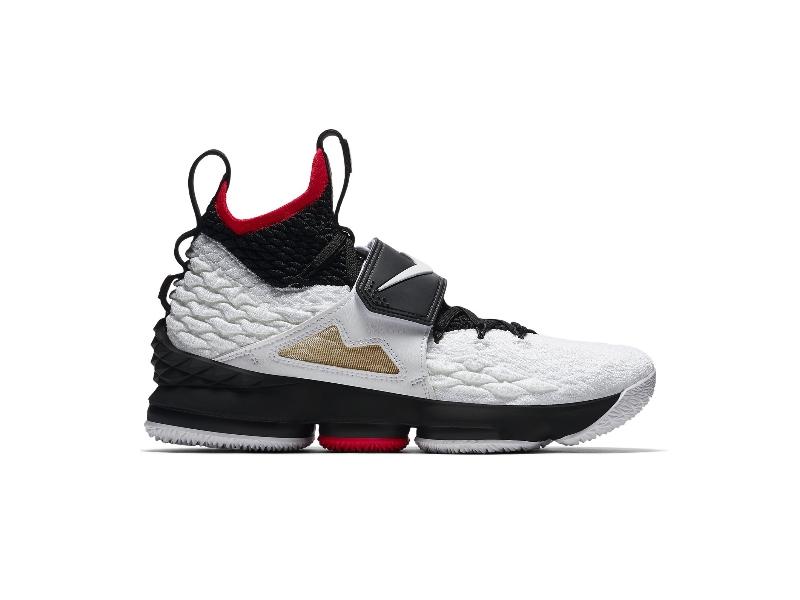 Кроссовки Nike LeBron 15 'Diamond Turf' PE