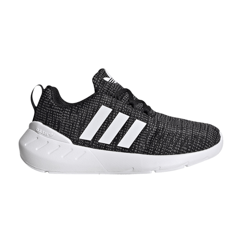 Кроссовки Adidas Swift Run 22 Little Kid 'Black White'