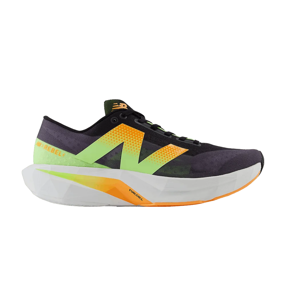 Кроссовки New Balance FuelCell Rebel v4 'Black White Peach'