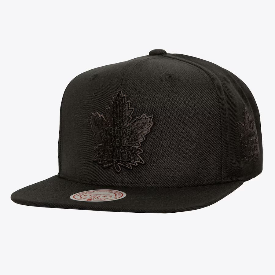 Бейсболка Mitchell & Ness Black Toronto Maple Leafs Pearl Snapback Hat