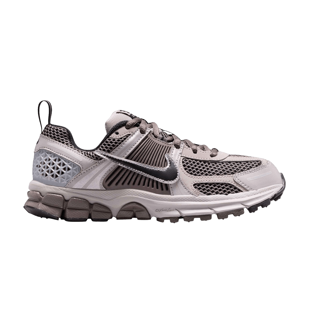 Кроссовки Nike Vomero 5 GS 'College Grey Cave Stone'