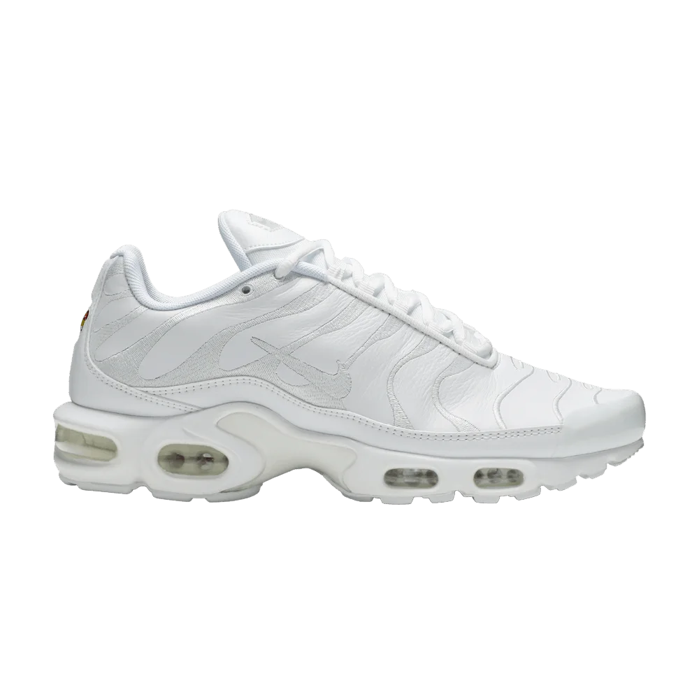 Кроссовки Nike Air Max Plus TN 'Triple White'