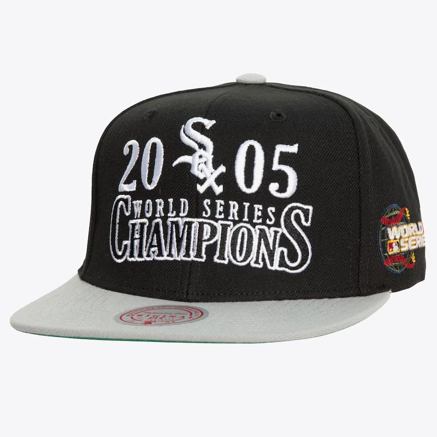 Бейсболка Mitchell & Ness Black Chicago White Sox MLB World Series Champions Snapback Hat