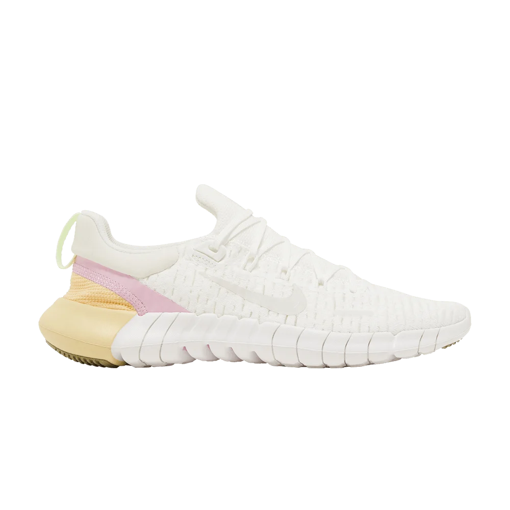 Кроссовки Nike Wmns Free Run 5.0 'Summit White Light Arctic Pink'