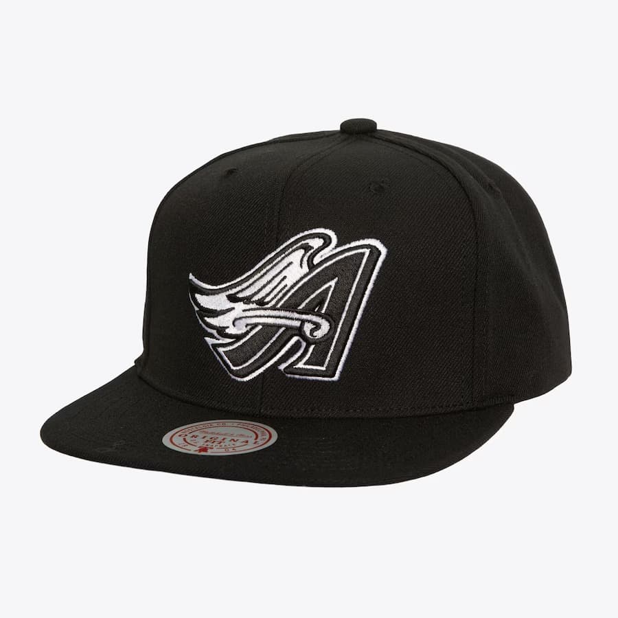 Бейсболка Mitchell & Ness Black White California Angels Cooperstown Collection Evergreen OG Snapback Hat