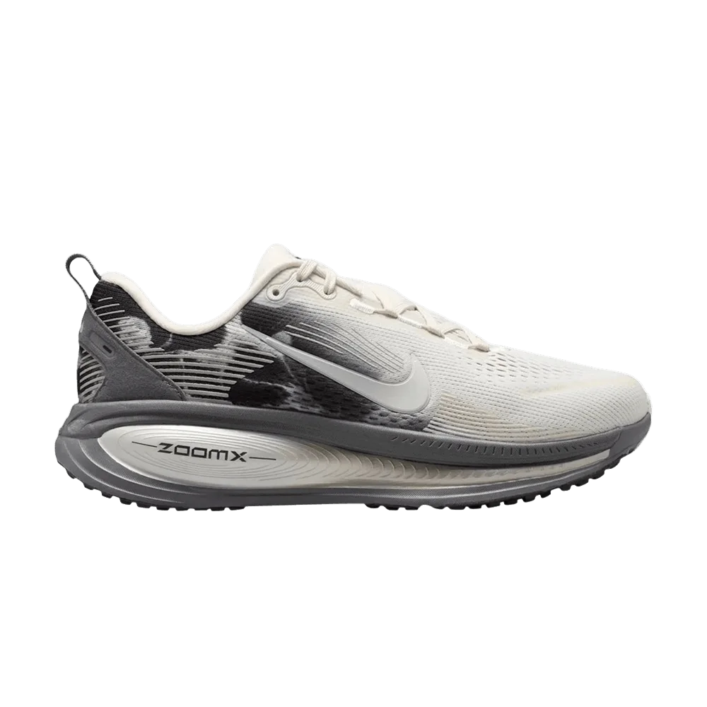 Кроссовки Nike Vomero 18 'White Grey'