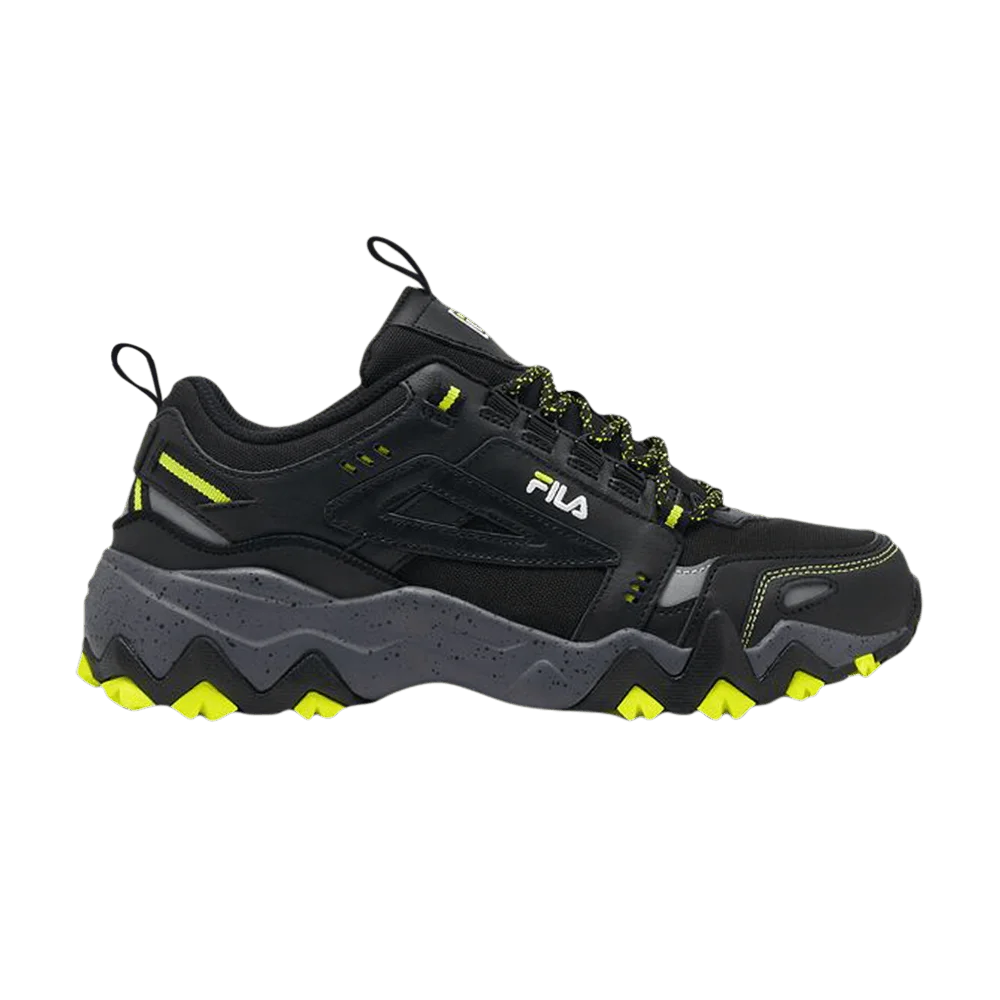 Кроссовки Fila Oakmont TR 'Black Safety Yellow'