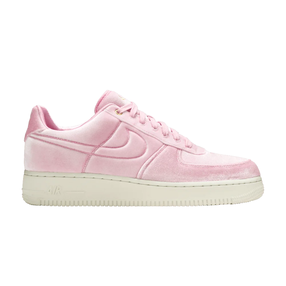 Кроссовки Nike Air Force 1 Low '07 Premium 'Pink Velour'