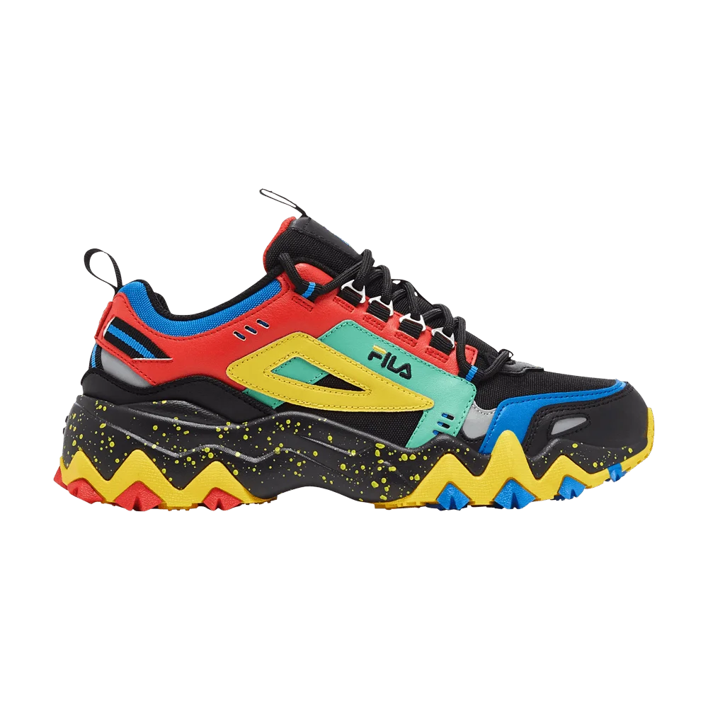 Кроссовки Fila Oakmont TR 'Black Flame Electric Blue'