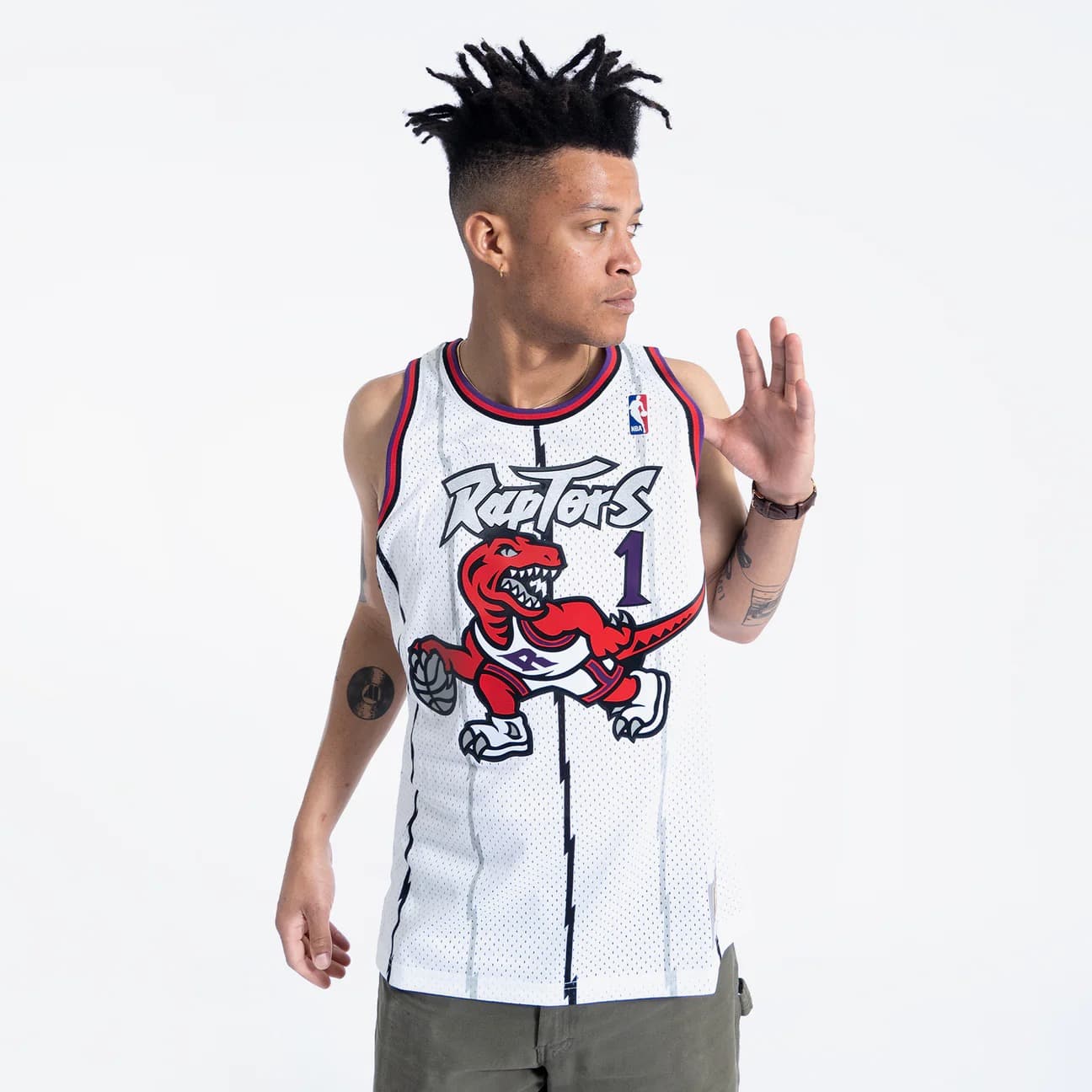 Баскетбольная джерси 1998-99 Toronto Raptors Tracy McGrady #1 Swingman Hardwood Classics White Jersey
