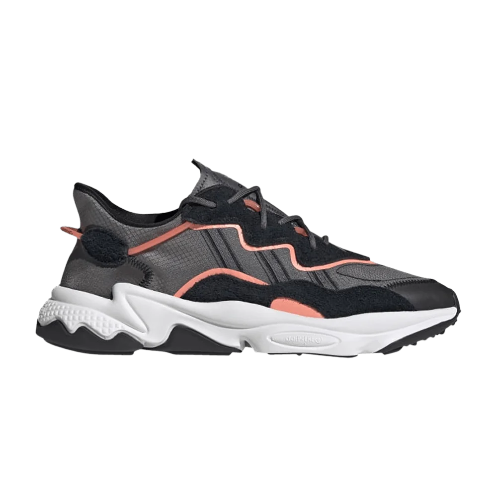 Кроссовки Adidas Ozweego 'Black Signal Coral'