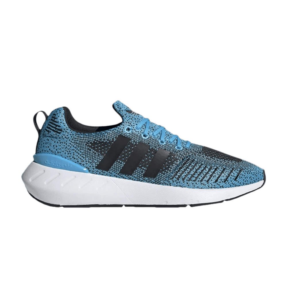 Кроссовки Adidas Swift Run 22 'Sky Rush Black'