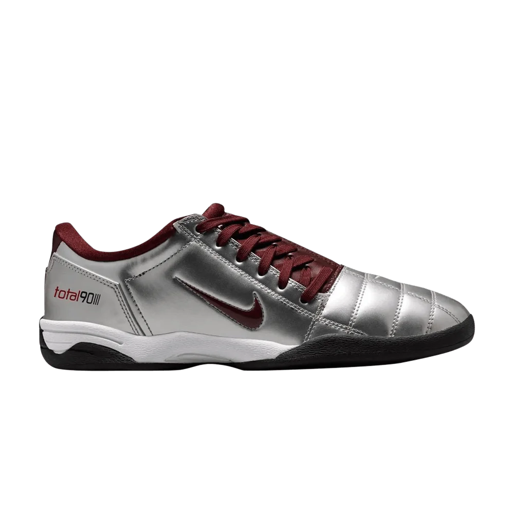 Кроссовки Nike Wmns Total 90 'Metallic Silver Burgundy Crush White'