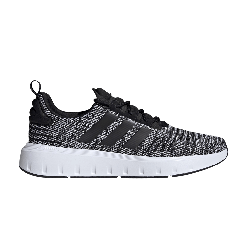 Кроссовки Adidas Swift Run 'Black White'