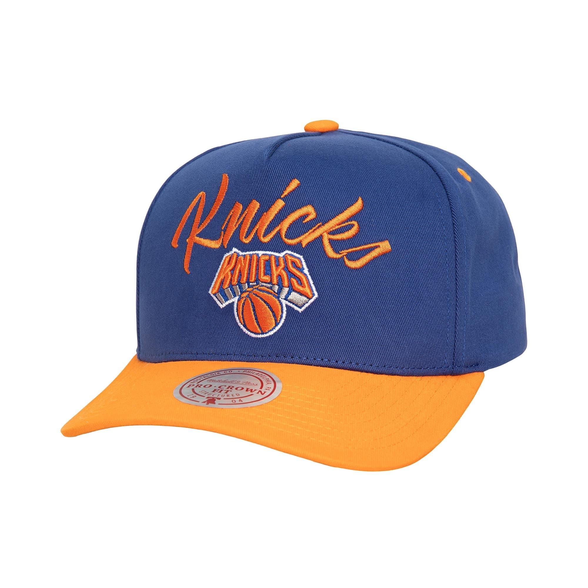 Бейсболка Mitchell & Ness Script Arch Pro Snapback New York Knicks