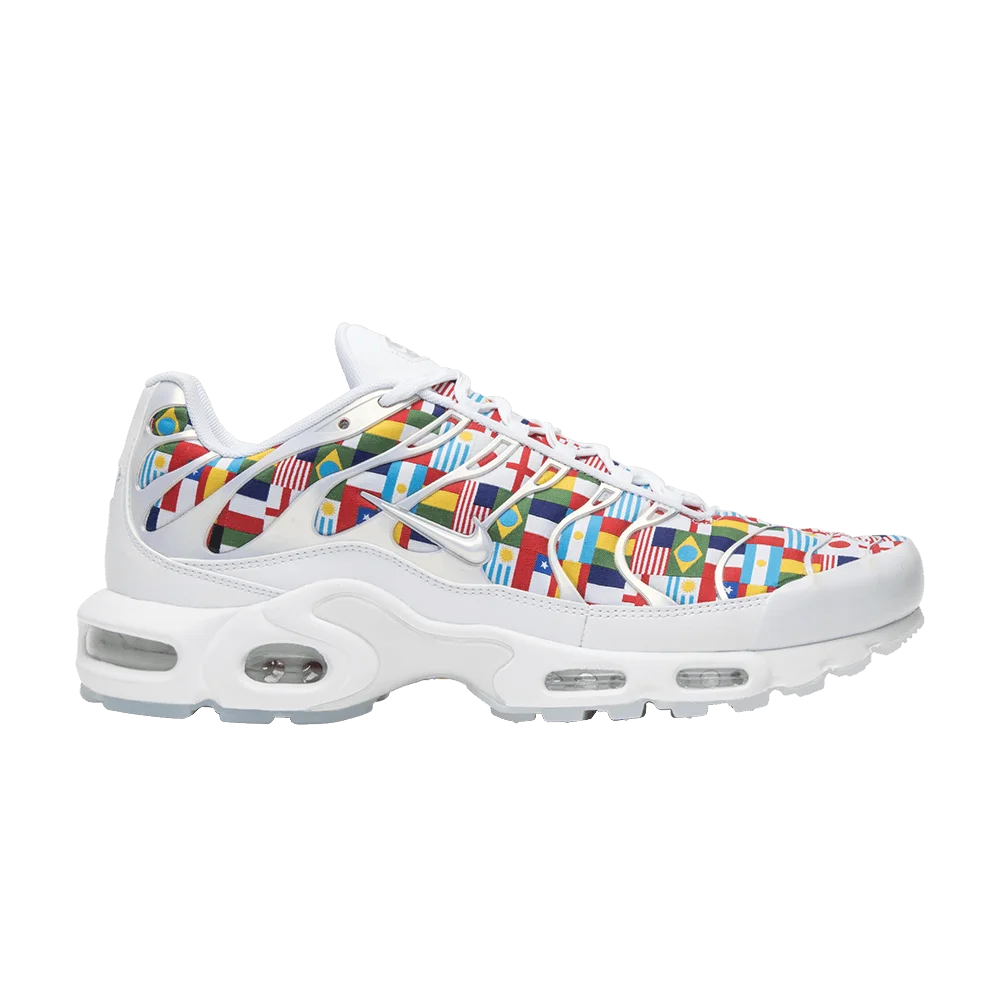 Кроссовки Nike Air Max Plus 'International Flag'