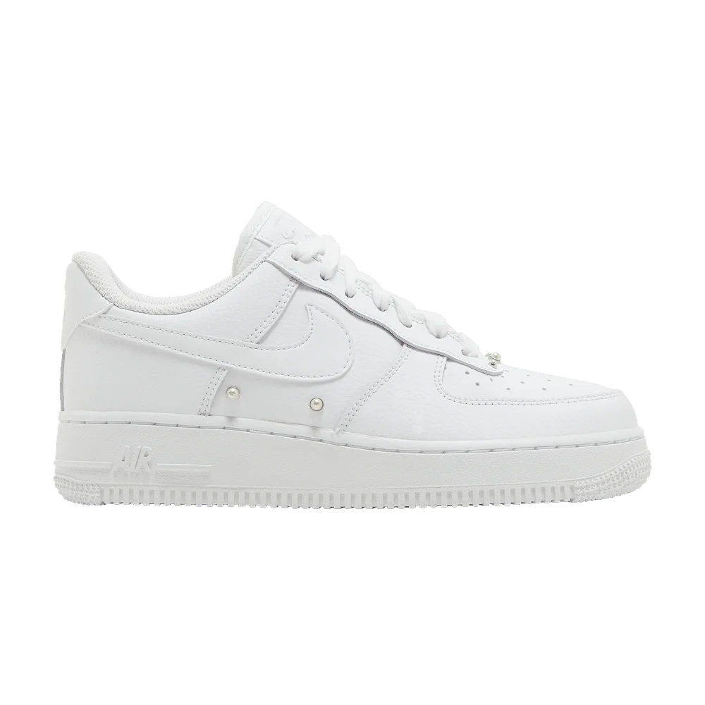 Кроссовки Nike Wmns Air Force 1 Low '07 SE 'Pearl White'
