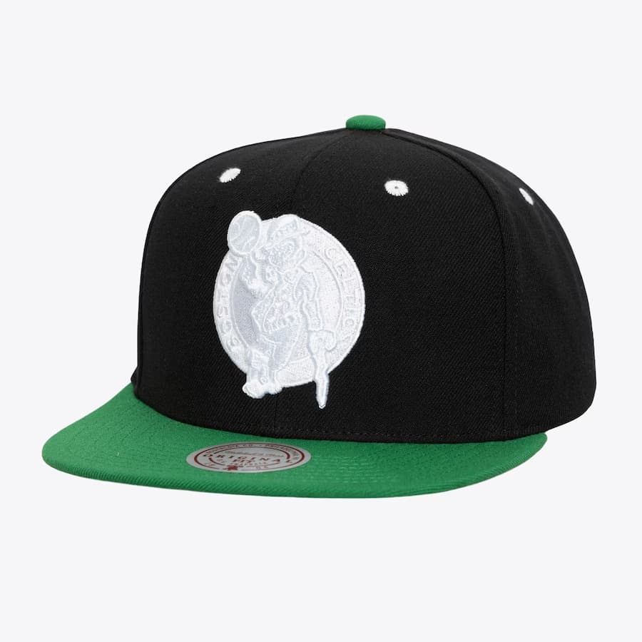 Бейсболка Mitchell & Ness Black Kelly Green Boston Celtics Evergreen Crispy White Snapback Hat