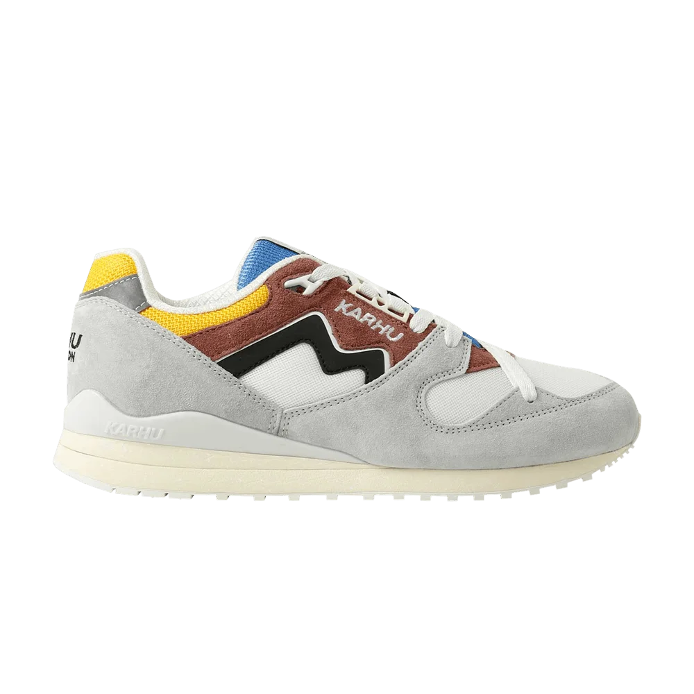 Кроссовки Karhu Synchron Classic 'Mascot Pack - Cheer Bear'