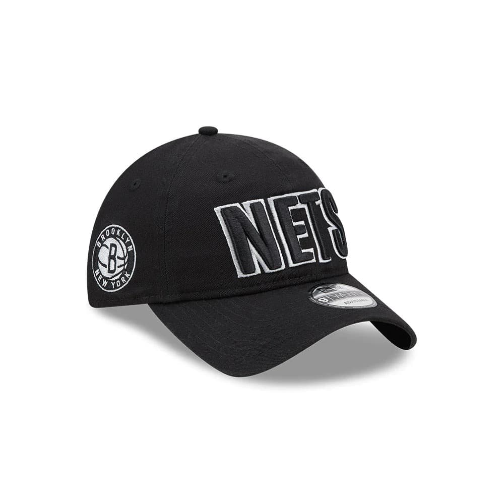 Бейсболка New Era Brooklyn Nets 9TWENTY 2024 Statement Edition NBA Strapback Hat