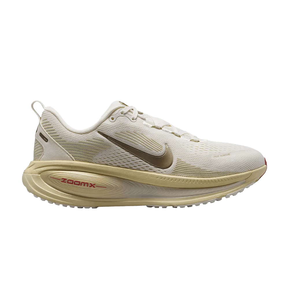 Кроссовки Nike Wmns Vomero 18 Sail White Light Khaki Hazelnut 'Brown Metal Yellow Valley'