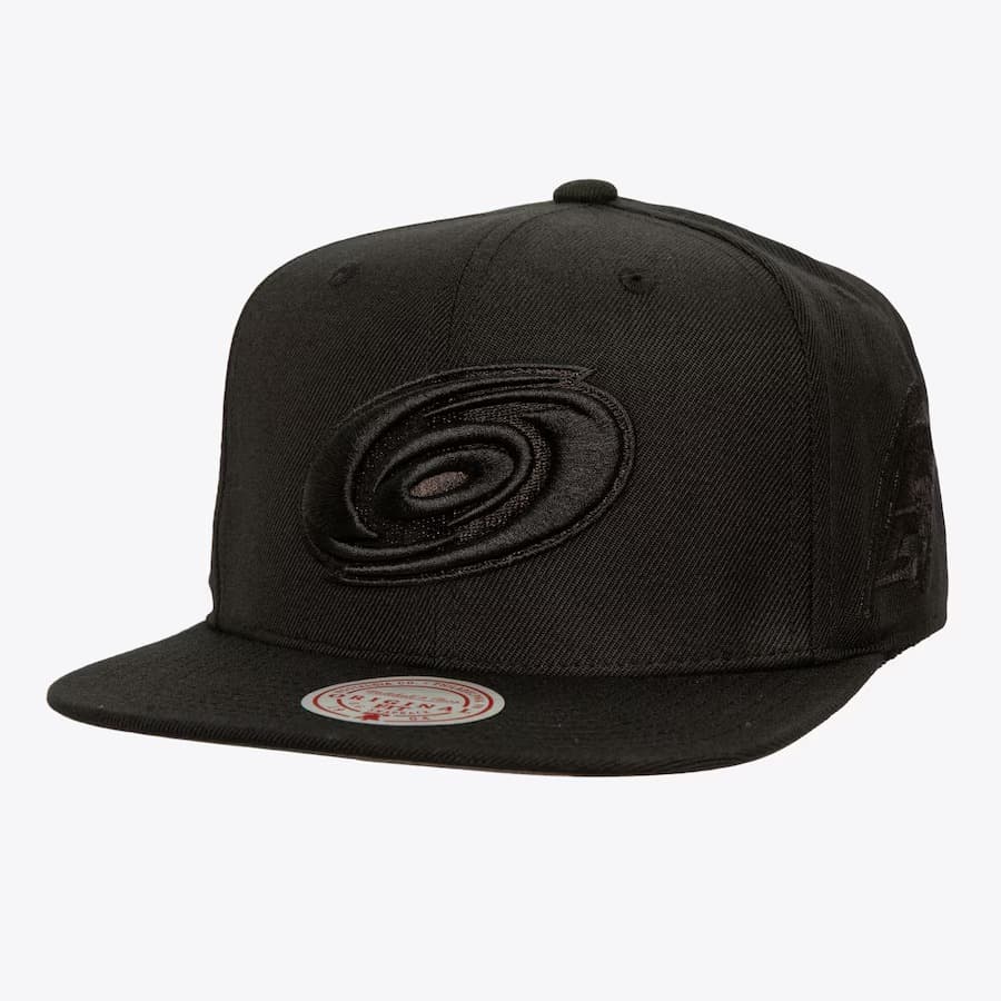 Бейсболка Mitchell & Ness Black Carolina Hurricanes Pearl Snapback Hat