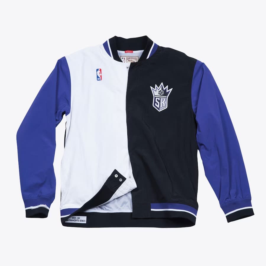 Бомбер Mitchell & Ness White Sacramento Kings 1995-96 Authentic Full-Snap Warm-Up Jacket