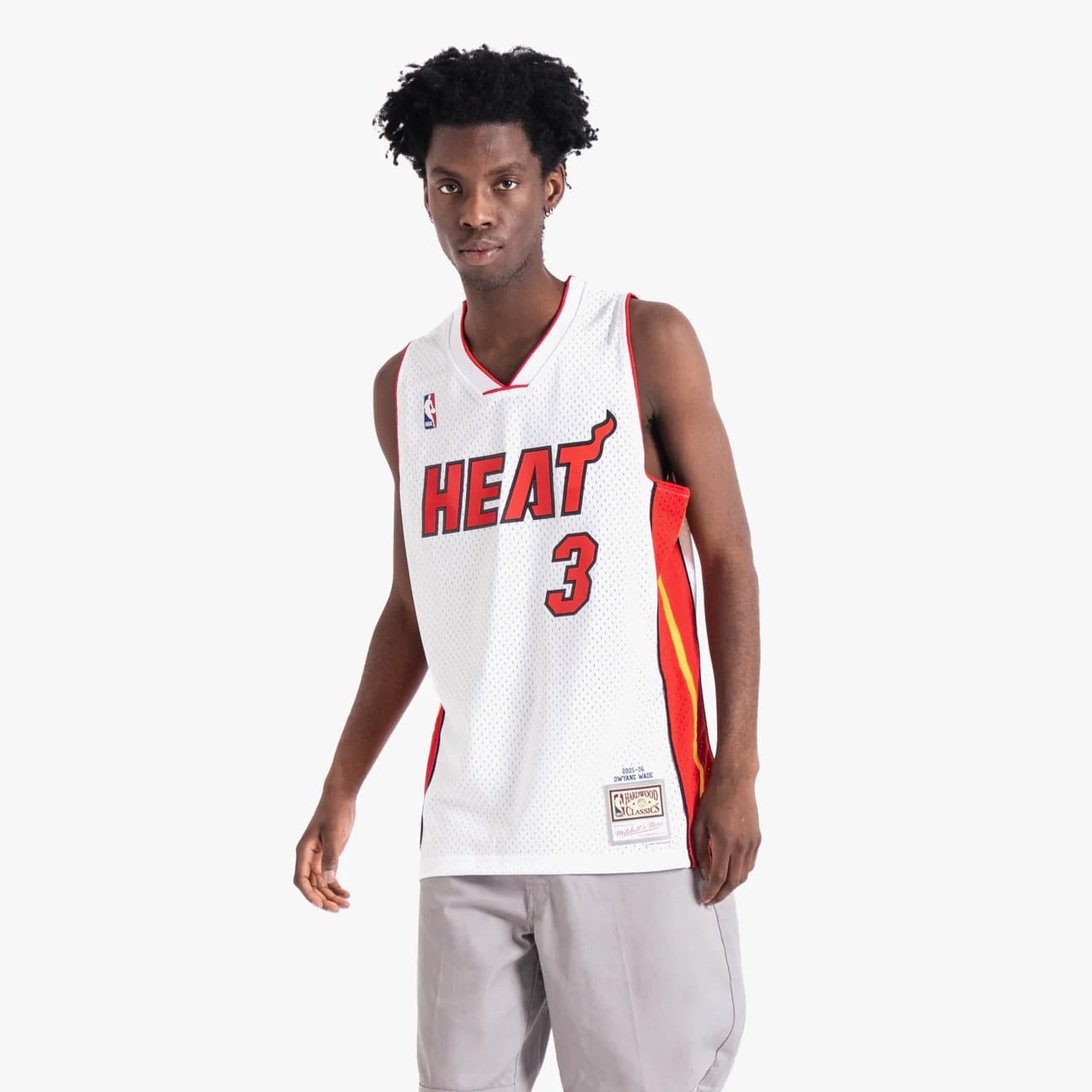 Баскетбольная джерси 2005-06 Miami Heat Dwyane Wade #3 Swingman Hardwood Classic White Jersey