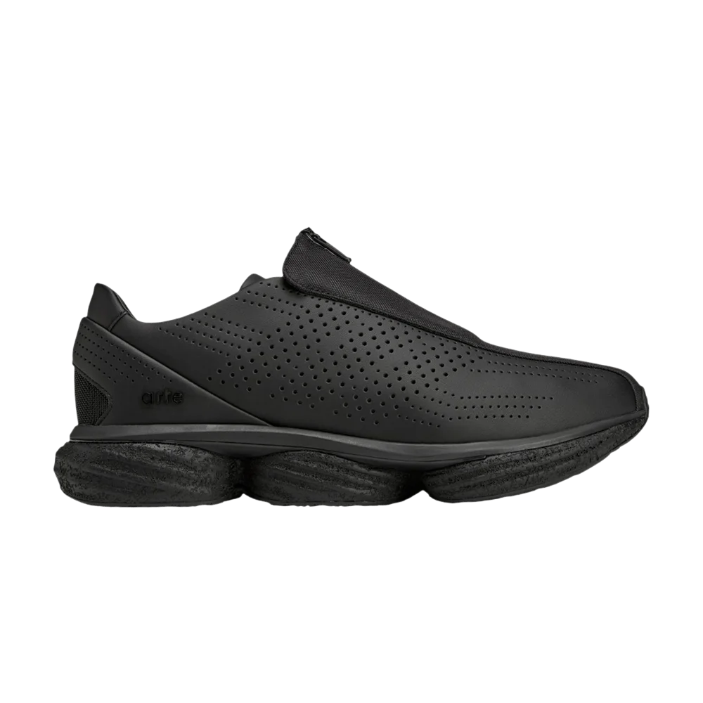 Кроссовки Arte Antwerp x adidas Lightblaze Pod 'Core Black'