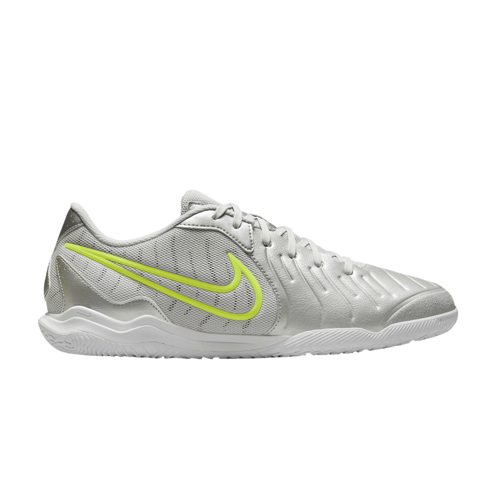 Кроссовки Nike Tiempo Legend 10 Academy IC 'Mad Voltage Pack'
