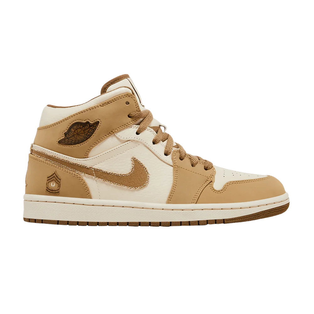 Кроссовки Air Jordan 1 Retro 'Armed Forces'