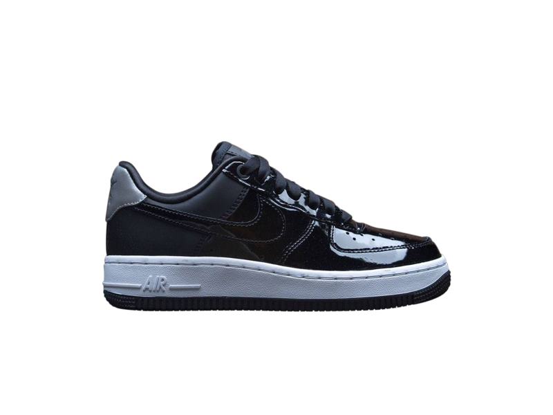 Кроссовки Nike Wmns Air Force 1 07 SE Premium 'Black Silver'