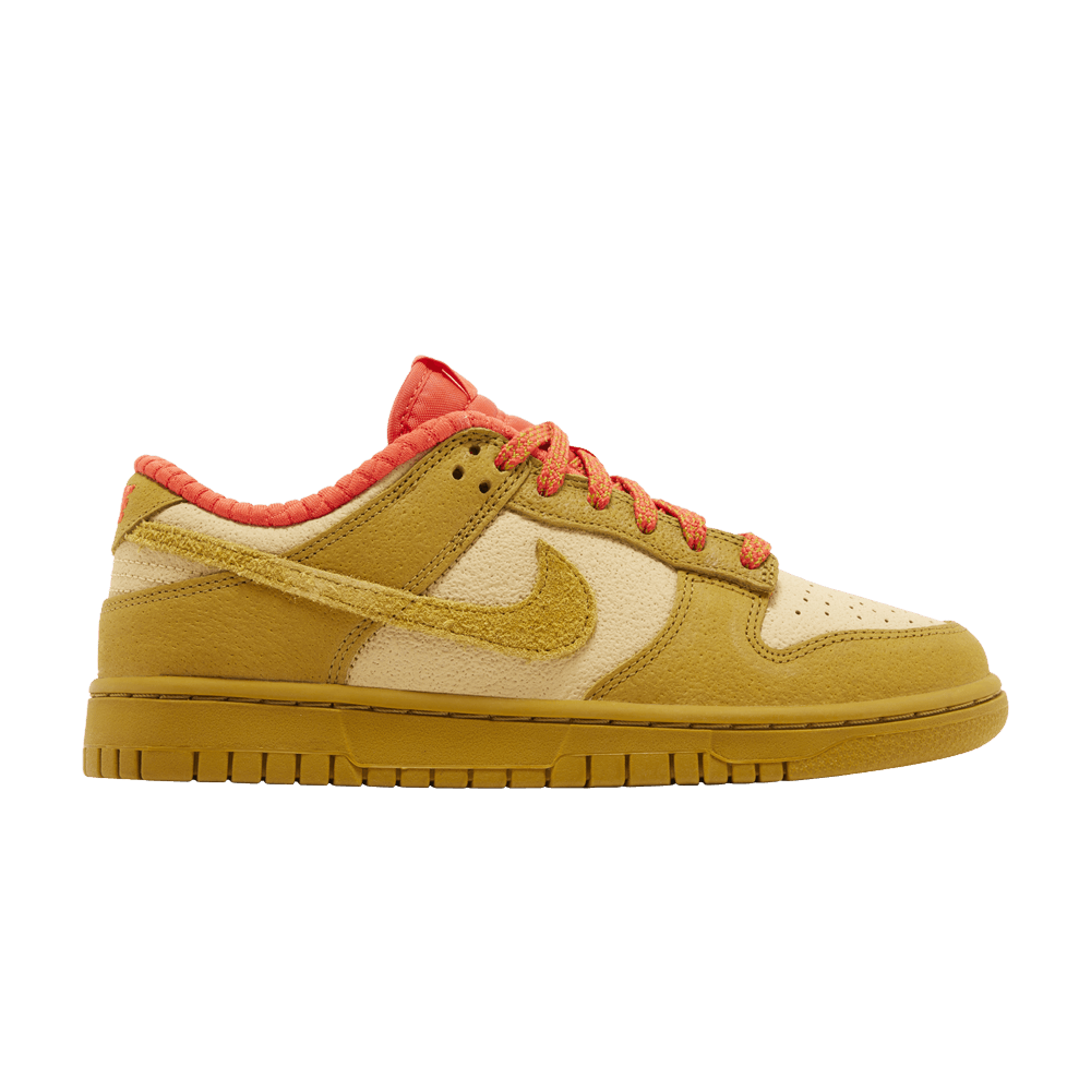 Кроссовки Nike Women's Dunk Low 'Bronzine Picante Red'
