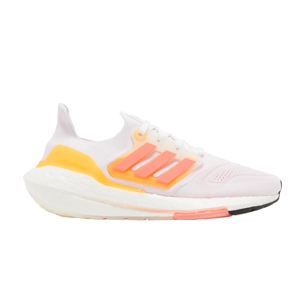 Кроссовки Adidas Wmns UltraBoost 22 'White Flash Orange'