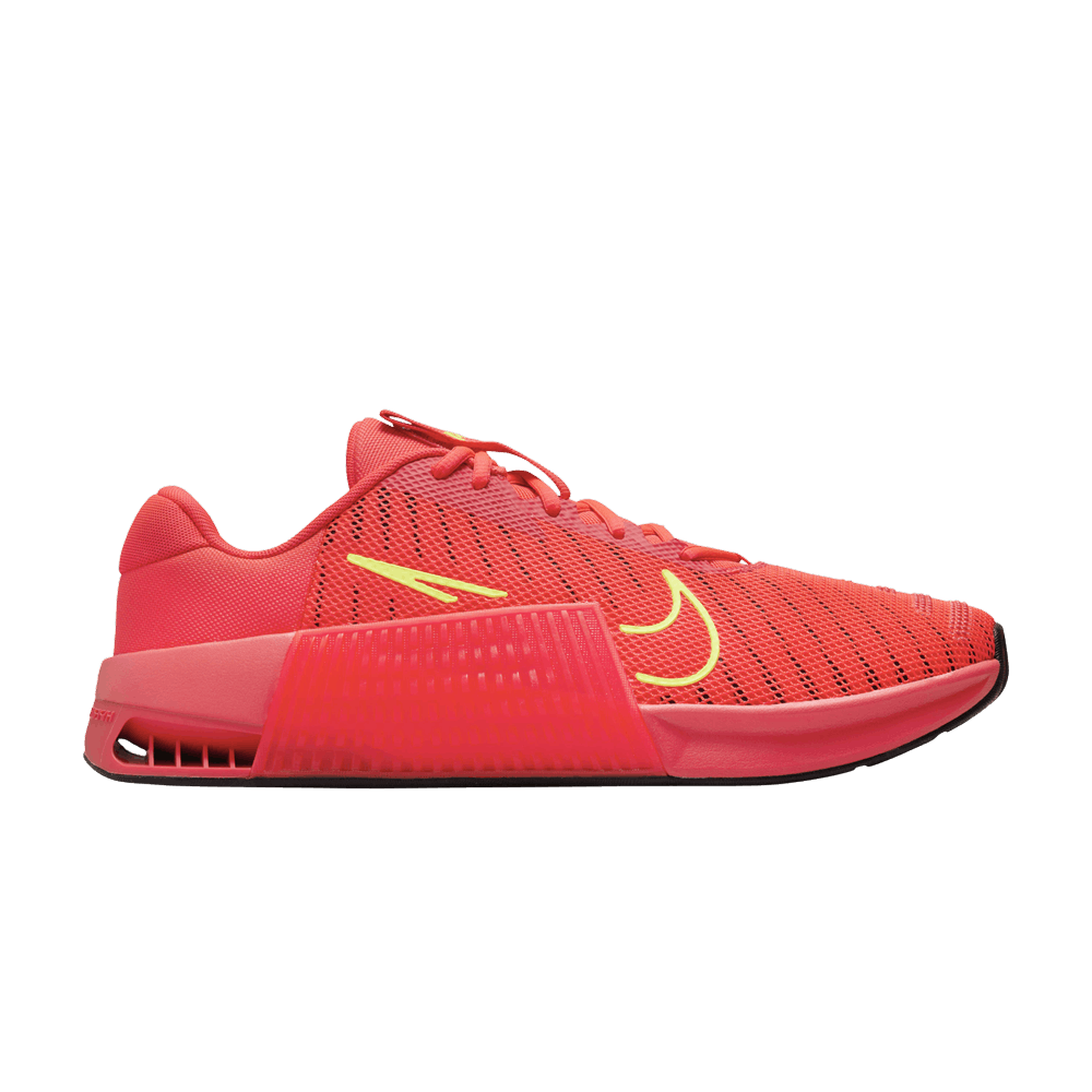 Кроссовки Nike Metcon 9 'Bright Crimson Volt'