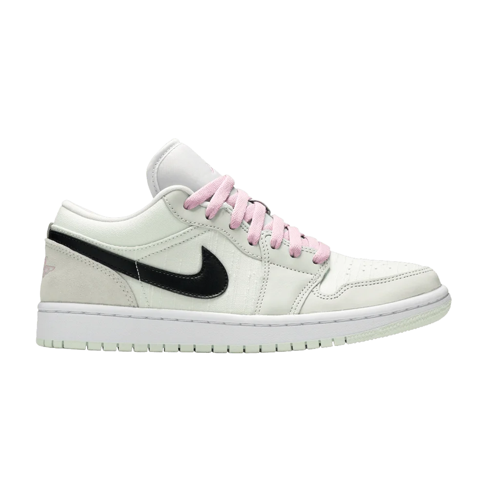 Кроссовки Wmns Air Jordan 1 Low SE 'Barely Green'