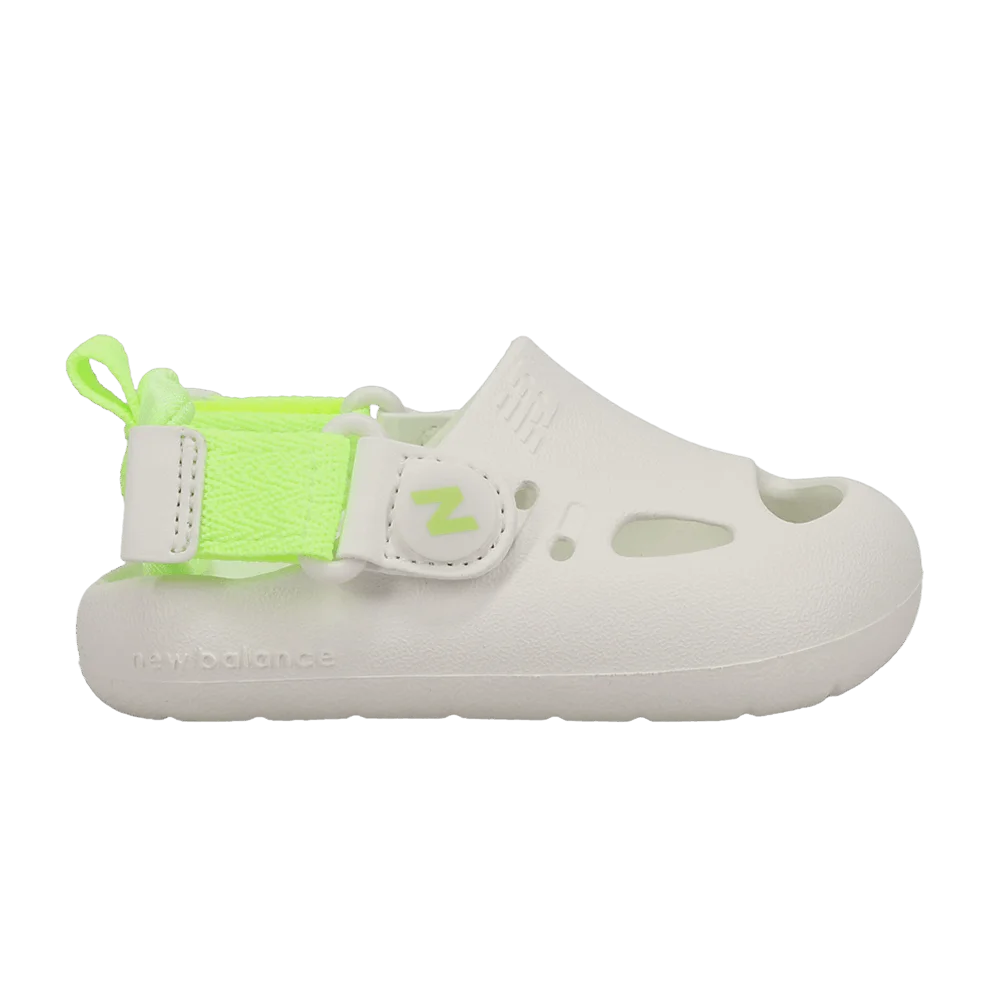Кроссовки New Balance K8811 Sandal Big Kid 'Sea Salt Lime Green'