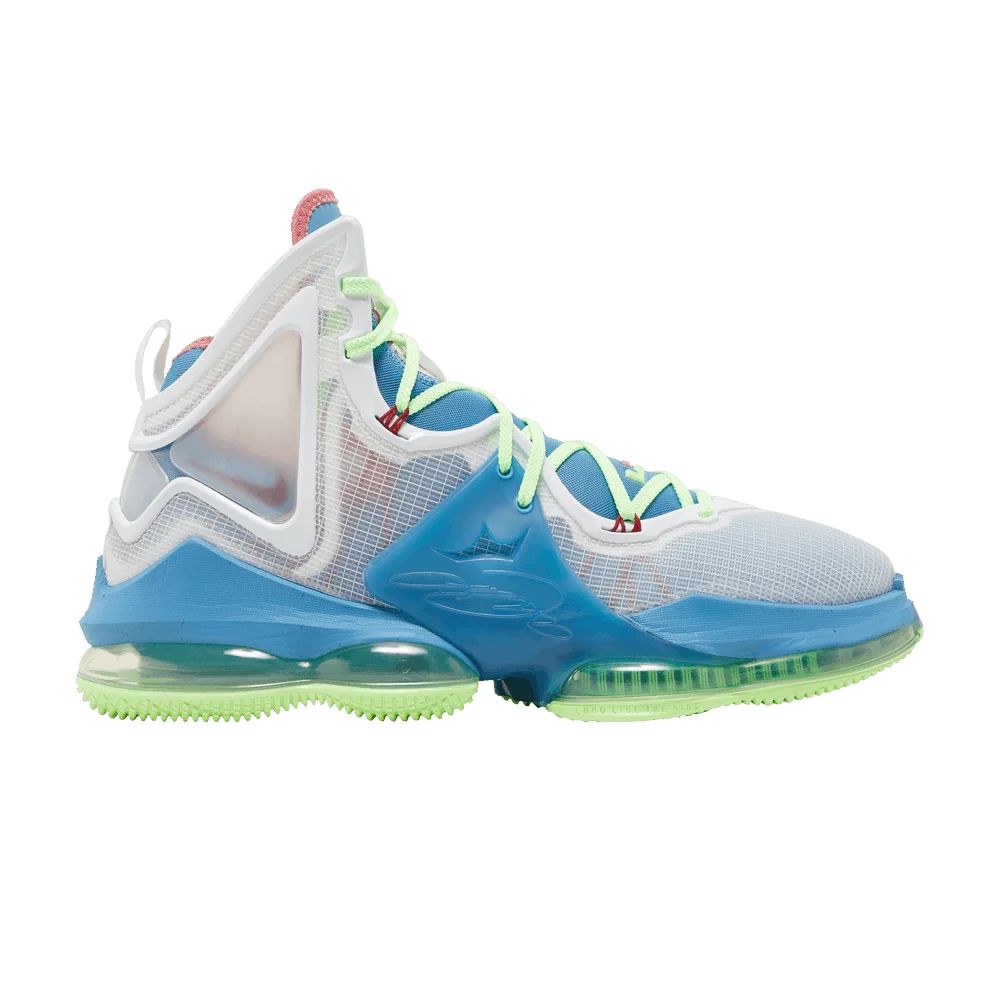 Кроссовки Nike LeBron 19 'Tropical'