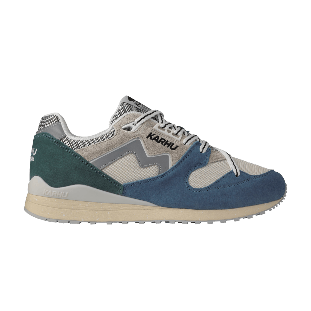 Кроссовки Karhu Synchron Classic 'Coronet Blue Silver Lining'