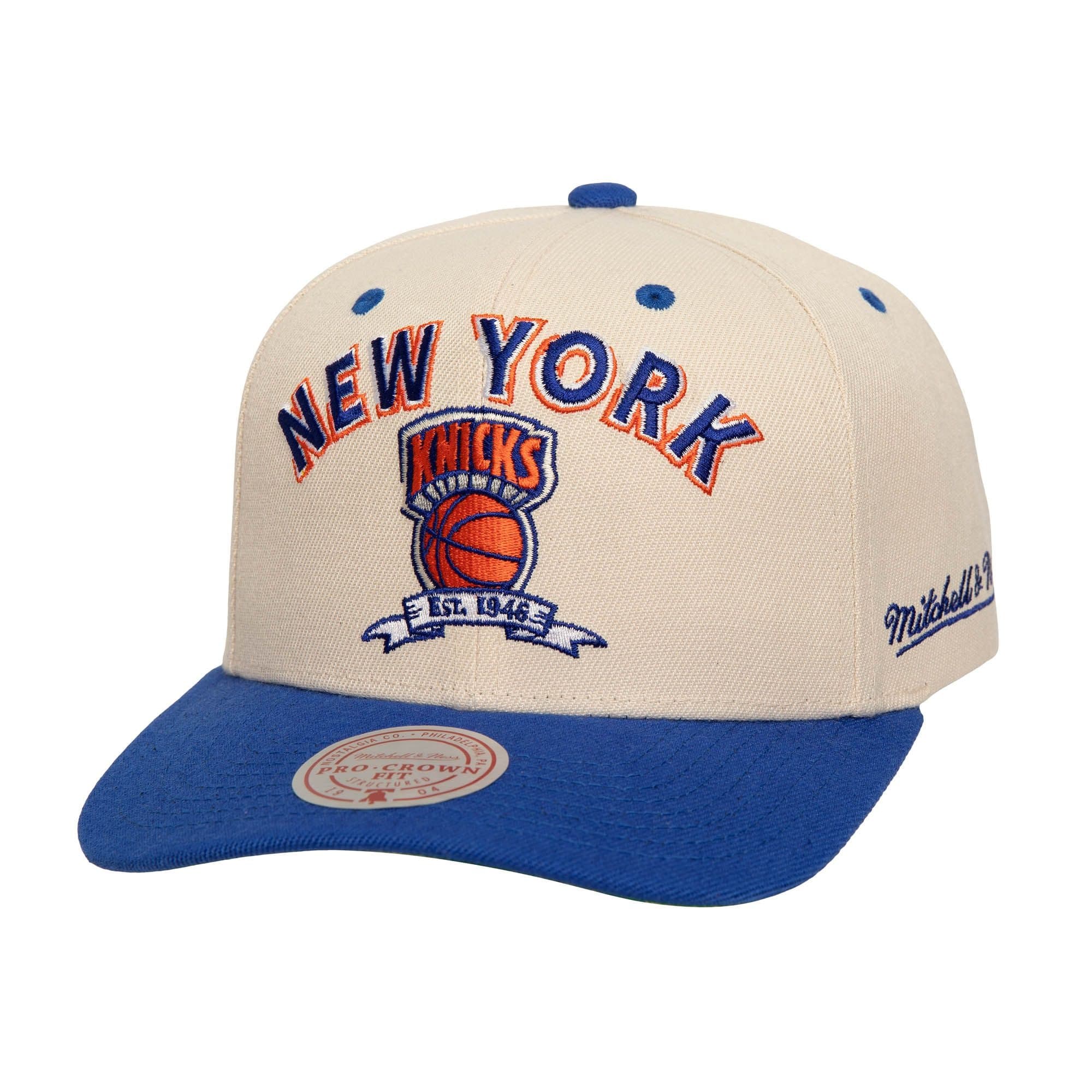 Бейсболка Mitchell & Ness Legacy Defined Pro Snapback HWC New York Knicks